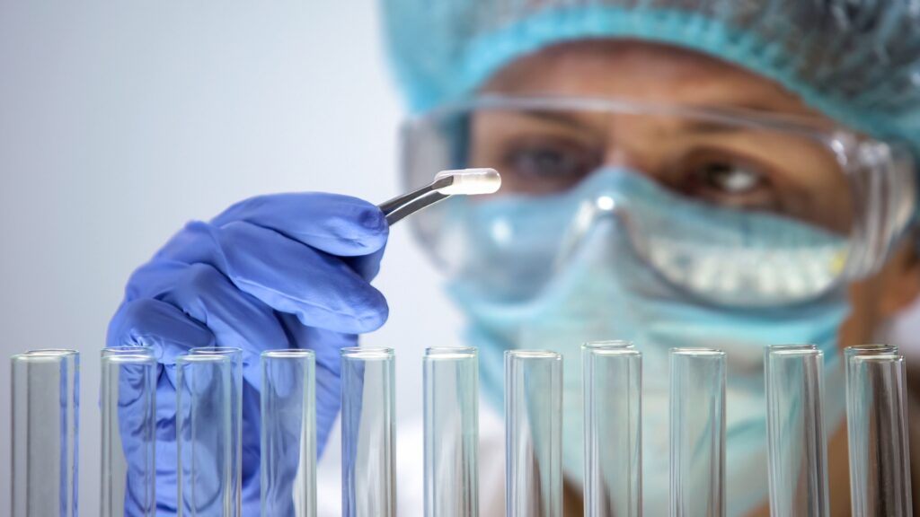 Travailleurs exposés au risque chimique