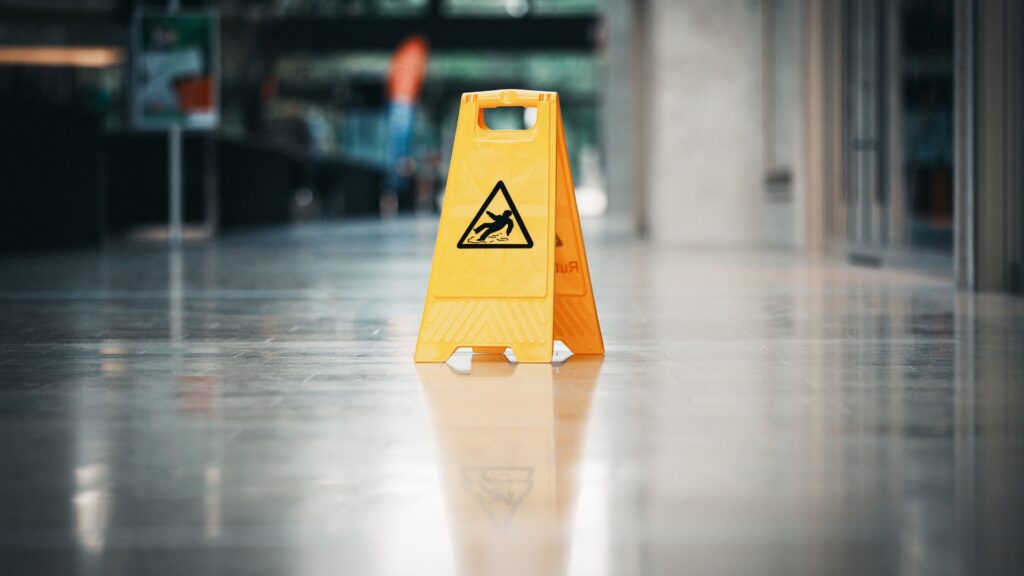 risque de chutes de plain-pied